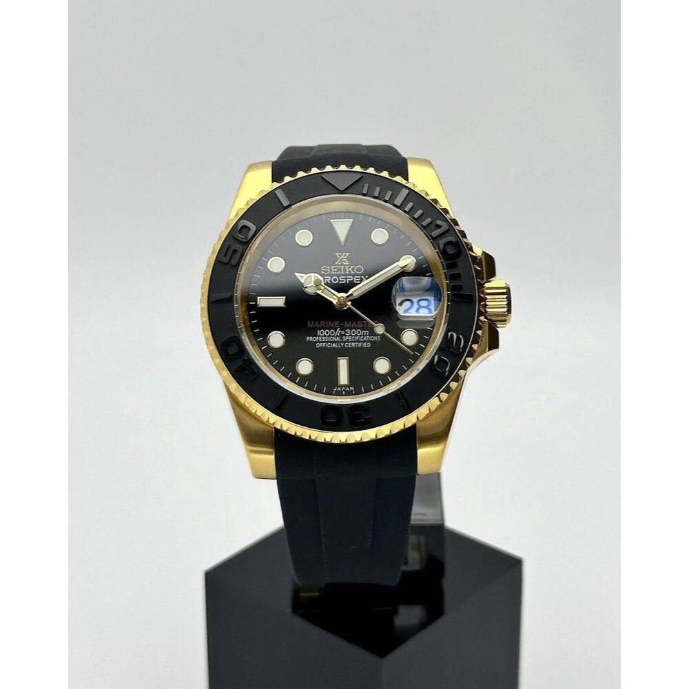 Custom Seiko Mod • Glossy Black MarineMaster Gold Yachtmaster • 40mm